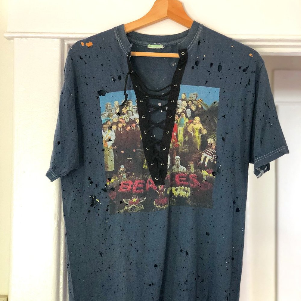 Beatles Sgt Pepper Lonely Hearts Club band t shirt